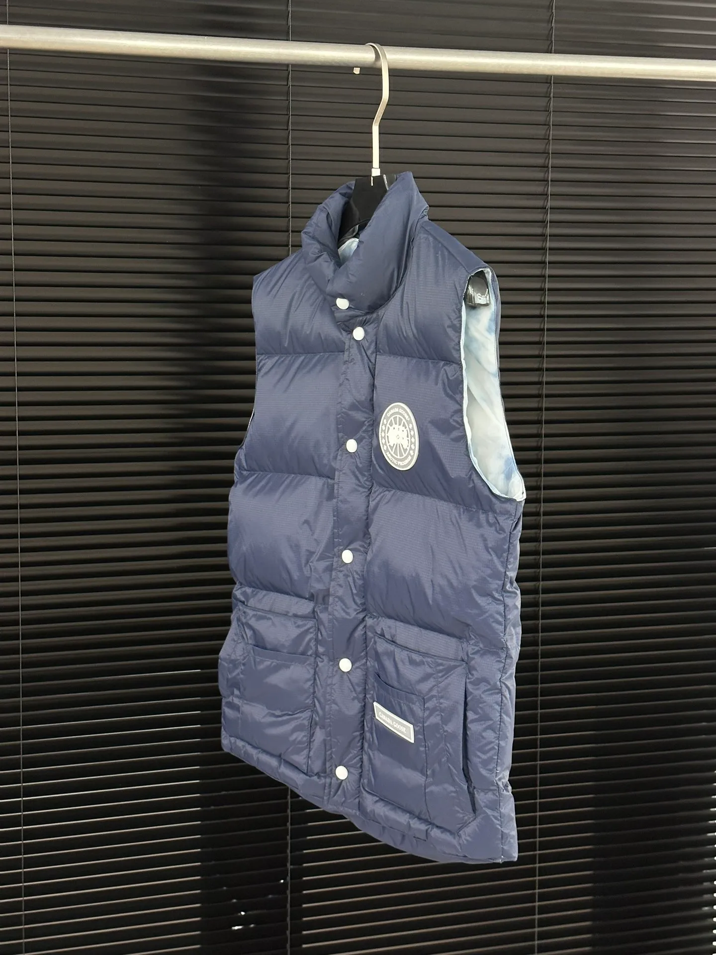 P400 【𝗖𝗮𝗻𝗮𝗱𝗮𝗴𝗼𝗼𝘀𝗲】/Canada Goose/White Label Glacier Down Vest/Reservoir Blue